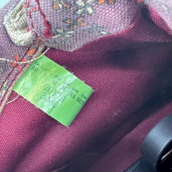 Women's Timberland® Authentics Waterproof Roll-Top Boot Size 9 - Picture 11 of 11